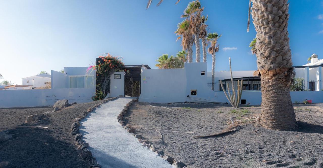 Luxury Estudio En Playa Roca A Primera Linea Del Mar コスタ・テギセ エクステリア 写真